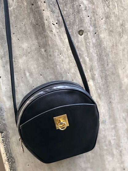CELINE Gancini 圓形斜背包 黑色 復古舊款 celine b4e87b