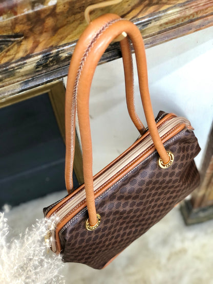CELINE Macadam Circle logo Shoulder bag Brown Vintage Old Celine uxhuug