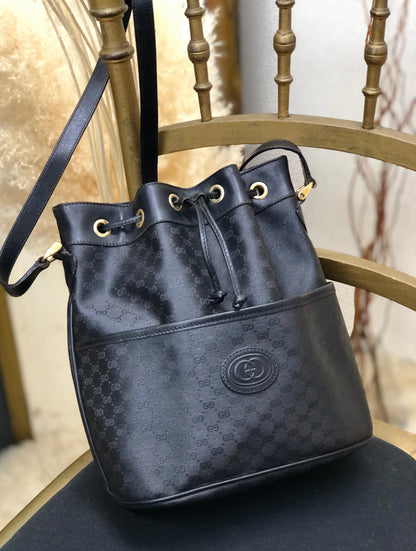 GUCCI Micro GG Inter Locking 抽繩單肩包 黑色 y8s8yh