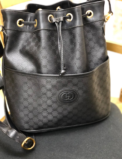 GUCCI Micro GG Inter Locking 抽繩單肩包 黑色 y8s8yh