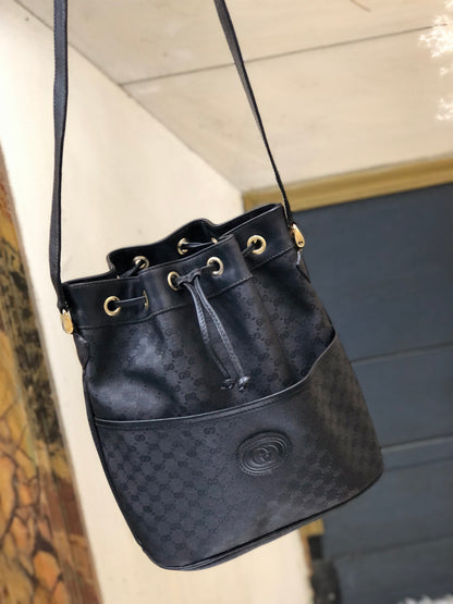GUCCI Micro GG Inter Locking 抽繩單肩包 黑色 y8s8yh