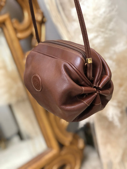 GUCCI GG logo Leather Round Crossbody Shoulder bag Brown Vintage Old Gucci i45utw