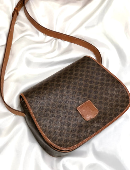 CELINE Macadam Blason embossed Flap Crossbody Shoulder bag Brown Vintage Old Celine 55cwnj