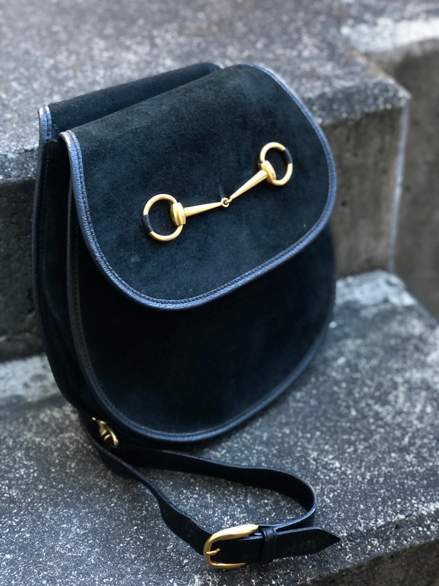 GUCCI Horsebit Suede One shoulder bag Black Vintage Old Gucci ihd6mn