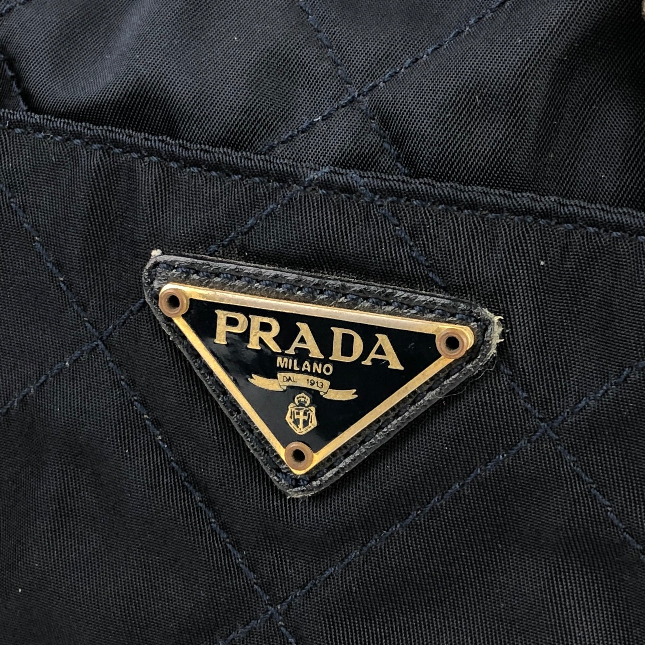 Prada logo vintage new arrivals