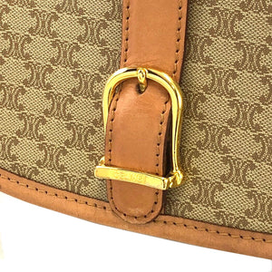 CELINE Macadam Front buckle Flap Shoulder bag Beige Vintage Old CELINE fmufdh
