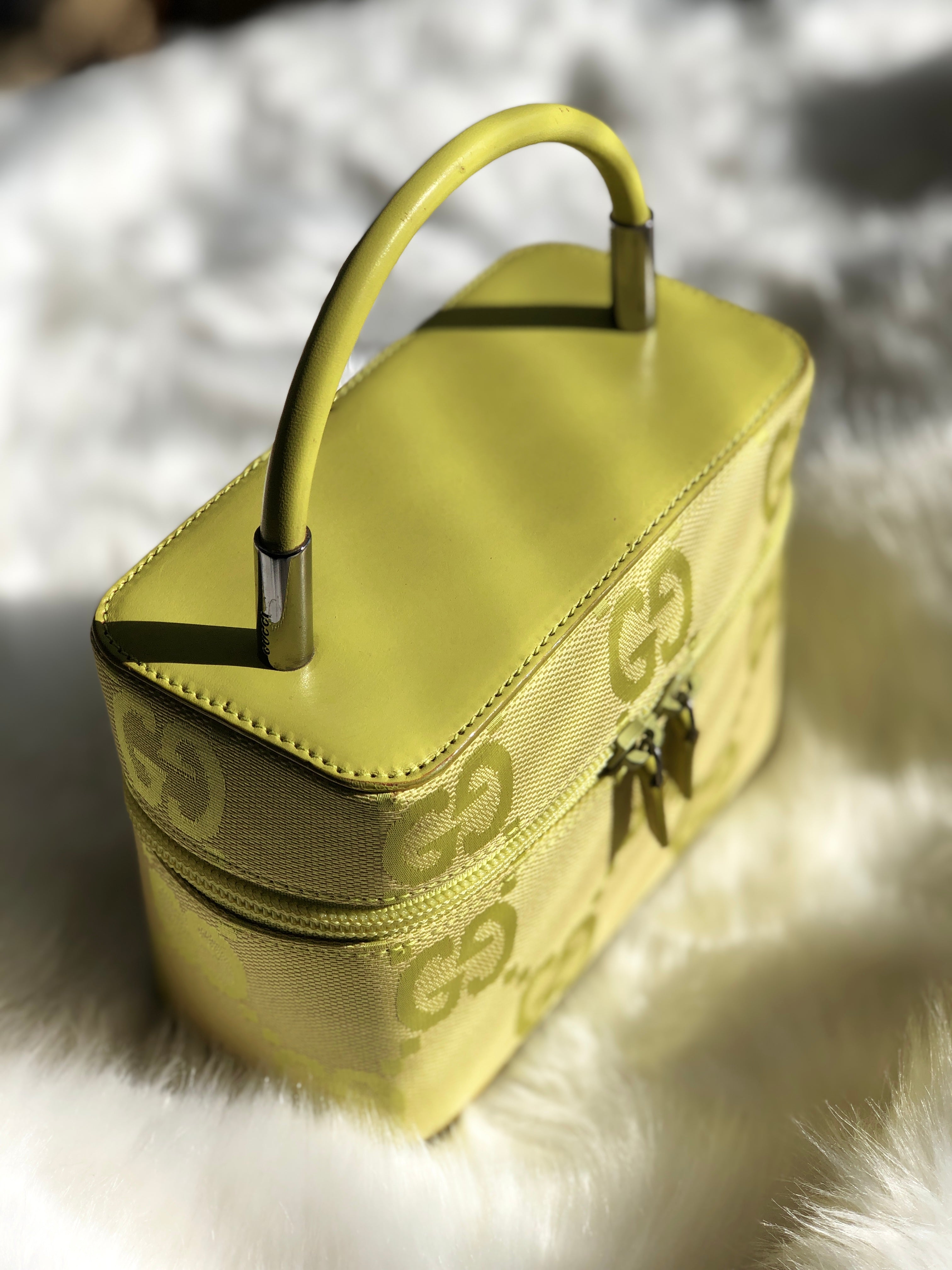 GUCCI Jumbo GG canvas Small Handbag Vanity bag Yellow Vintage Old