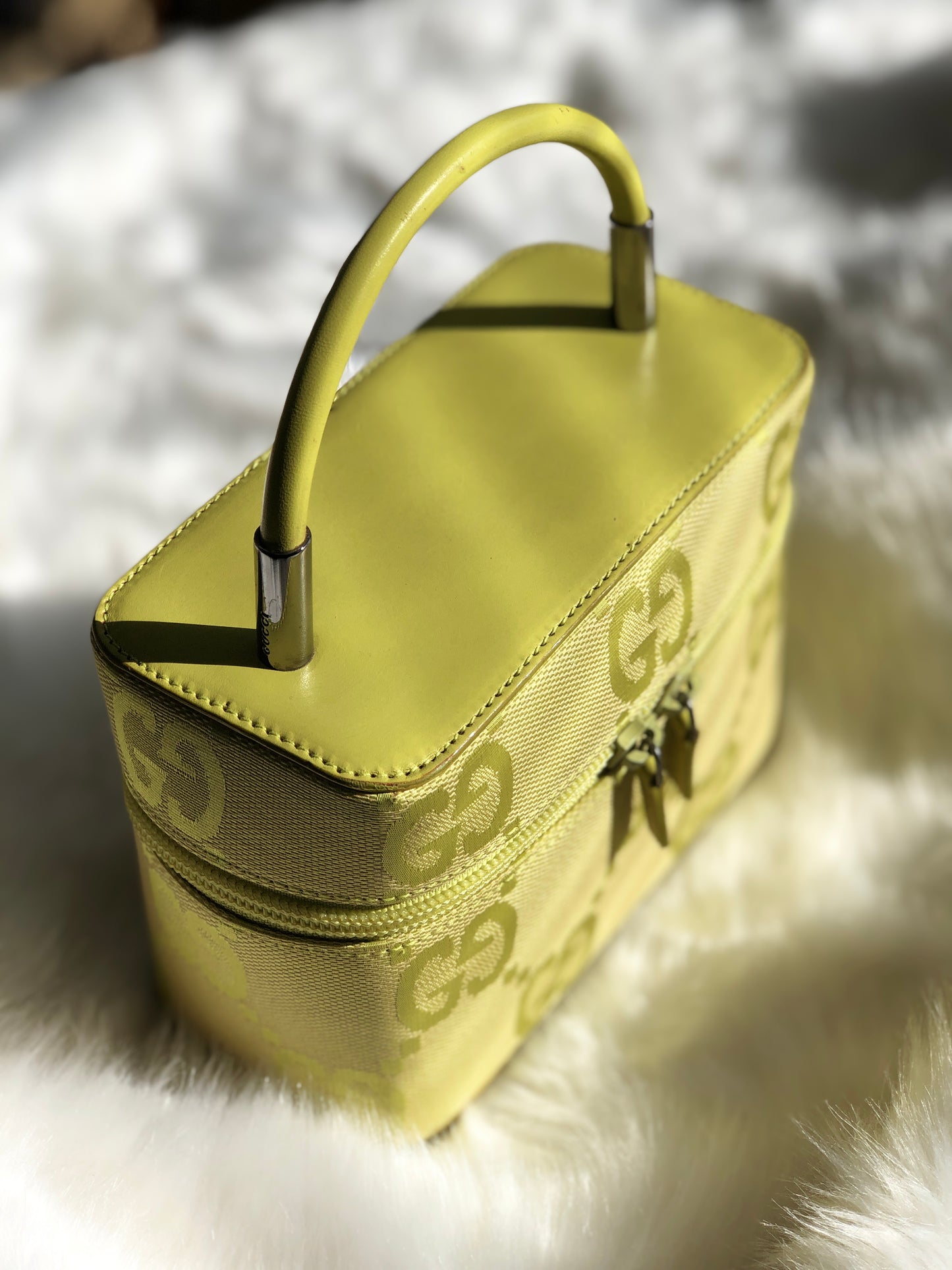 GUCCI Jumbo GG canvas Small Handbag Vanity bag Yellow Vintage Old Gucci rwjrwd