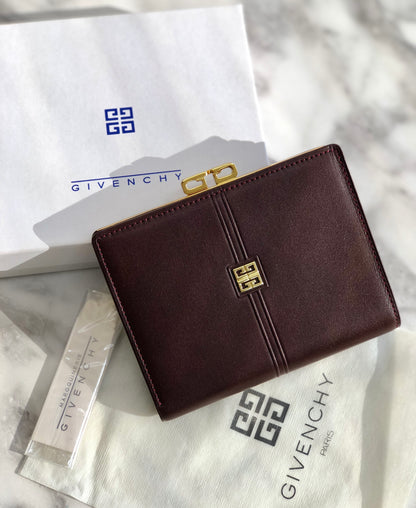 GIVENCHY 標誌扣緊湊型皮夾 棕色 復古 舊款 gk648r