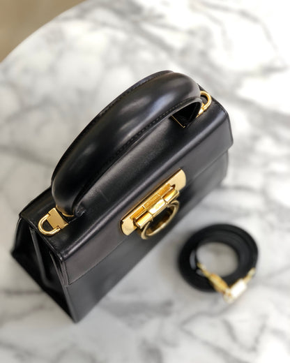 Salvatore Ferragamo Gancini Crossbody Handbag Shoulderbag Black Vintage Old wufary