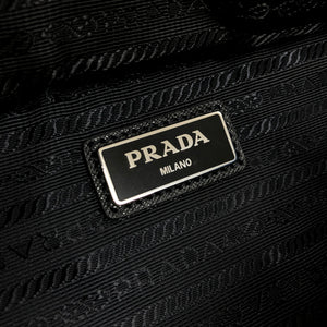 Prada Logo Plate Front Pocket Nylon sling bag Waist bag Shoulder bag Black Vintage cz3wj5