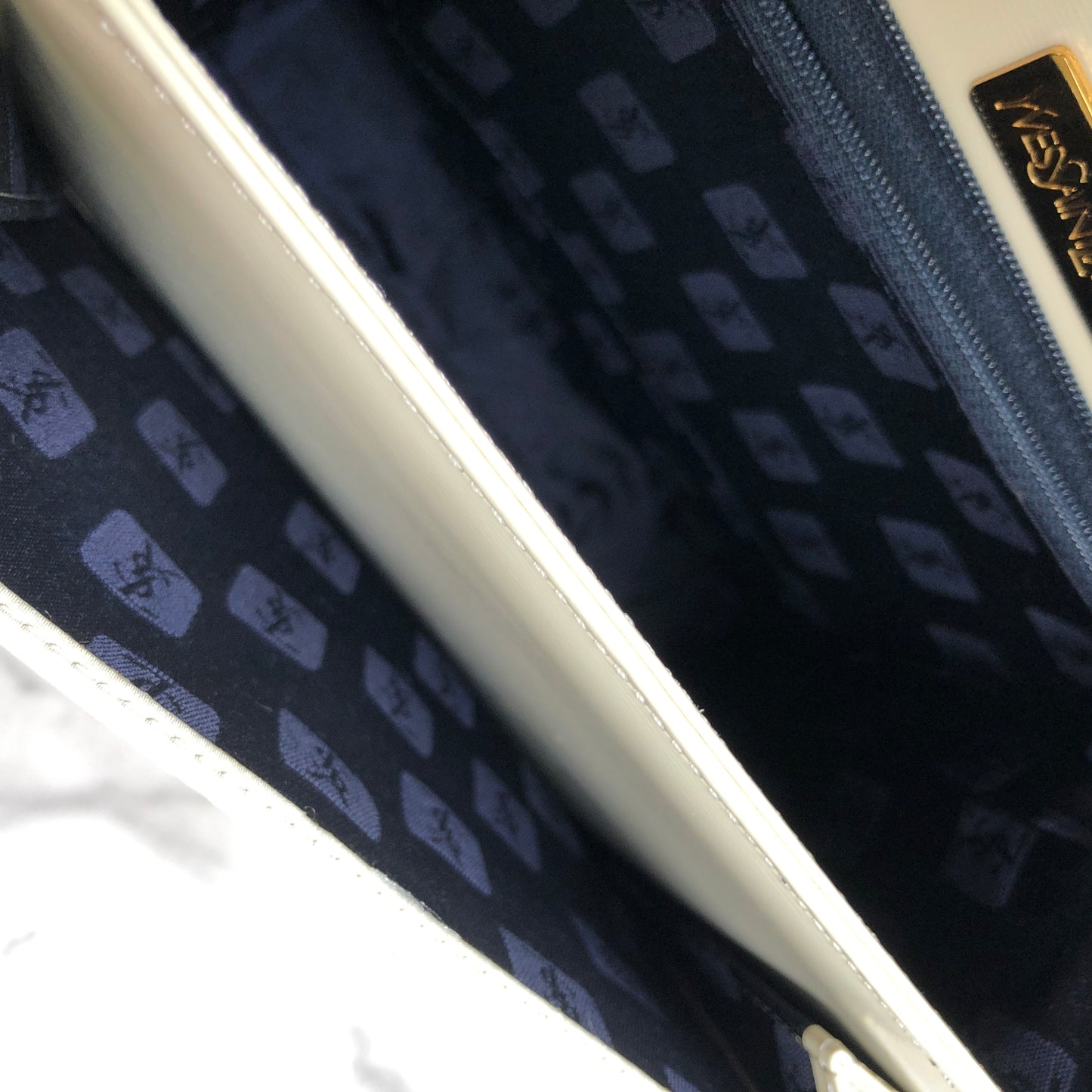 Yves Saint Laurent Logo Embossed Fabric Leather Handbag White Off-White Vintage Old d226gd