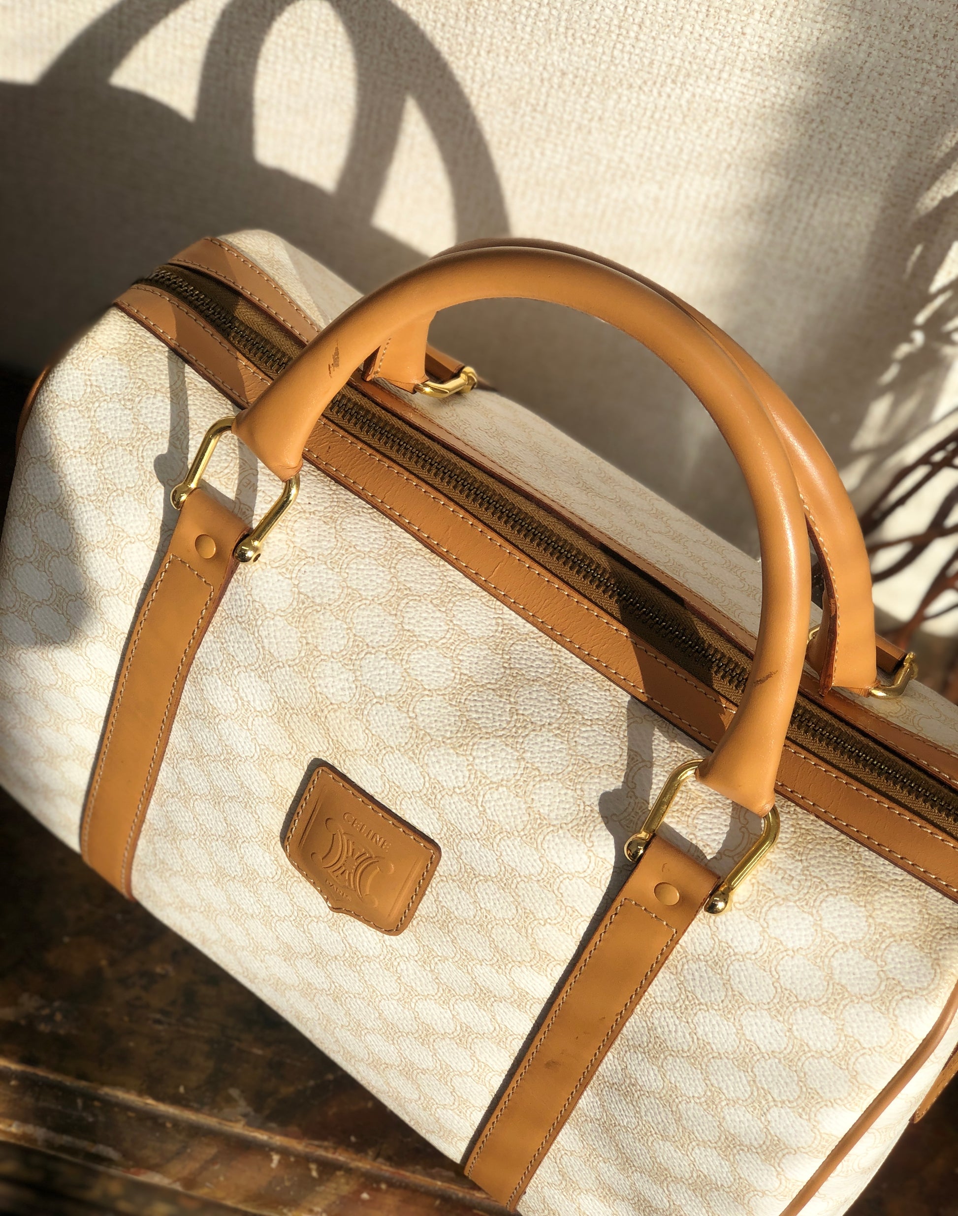 CELINE Macadam Blason embossed Bostonbag Handbag White Vintage Old Celine  ceni8m
