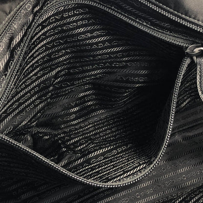PRADA Triangle logo Nylon Tote bag Black Vintage ke54e5