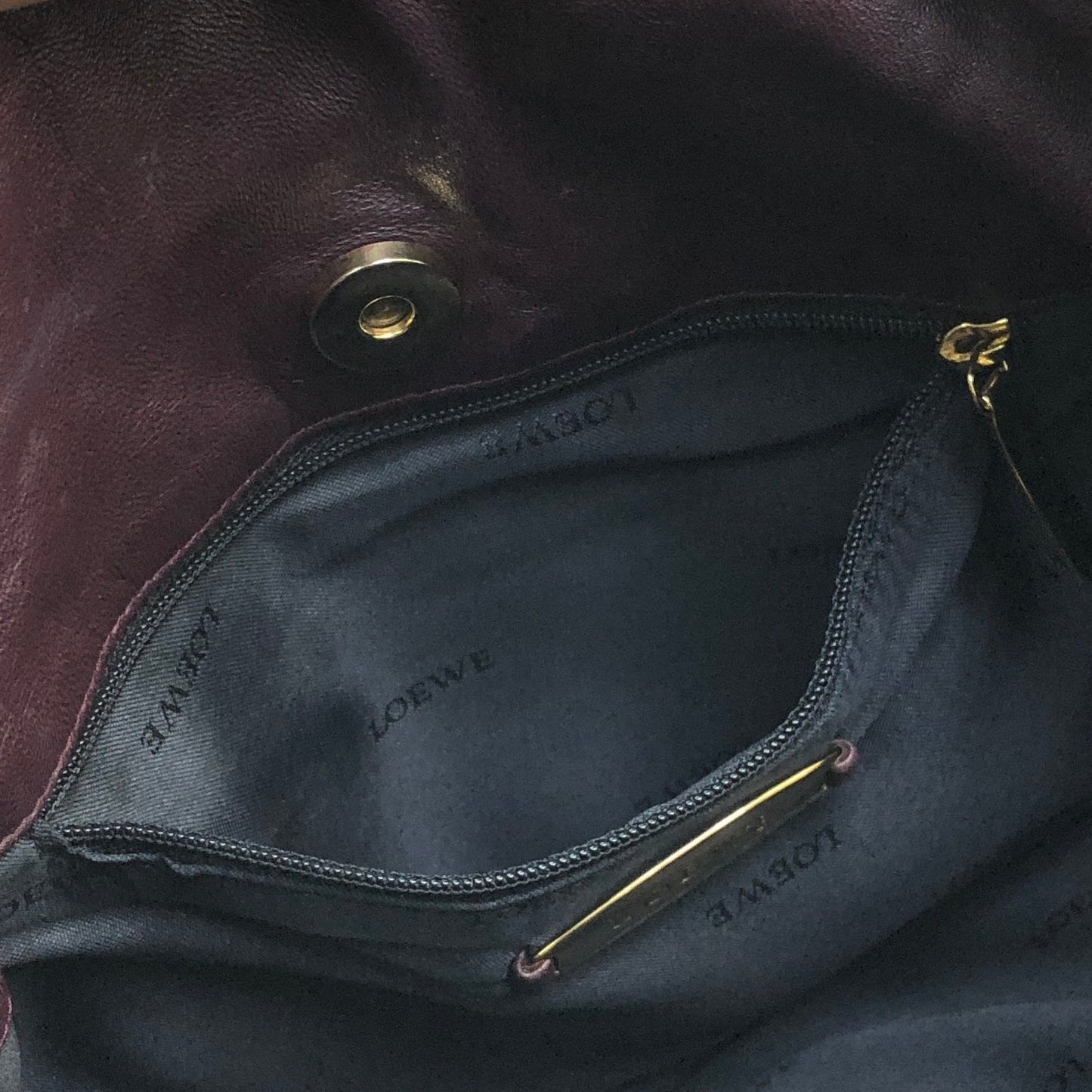 LOEWE anagram drawstring leather shoulder bag flamenco Bordeaux vintage old eptbja