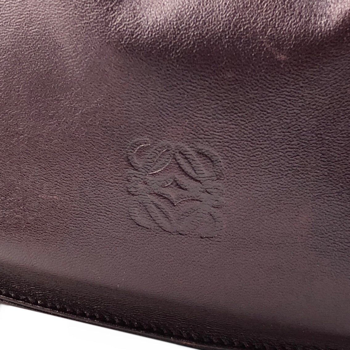 LOEWE anagram drawstring leather shoulder bag flamenco Bordeaux vintage old eptbja