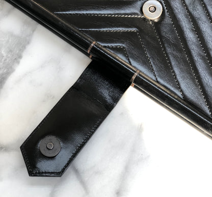 Yves Saint Laurent YSL logo Chevron Clutch bag Black Vintage Old uak8jj