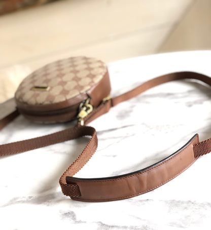 GUCCI Logo Plate GG Canvas Leather Circle Round Mini Bag Pochette Shoulder Bag Beige Brown Vintage Old Gucci fpg7wa