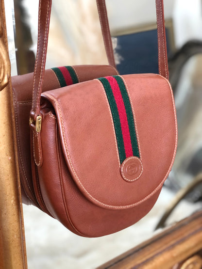 GUCCI Sherry line logo Round Crossbody Shoulder bag Brown Old Gucci vintage a7crwk