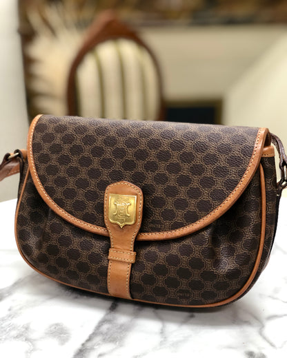 CELINE Macadam Blason logo Crossbody Shoulder bag Brown vintage Old Celine uytsw2