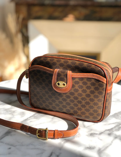 CELINE Macadam Triomphe Blason 肩背包 棕色 復古 舊款 celine kz8svn
