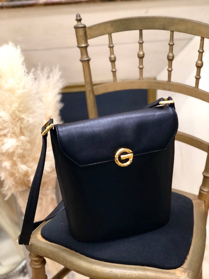 GIVENCHY G logo Bucket Shoulder bag Black Vintage Old tsdz4c