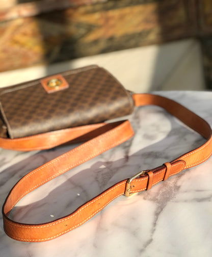 CELINE Macadam 圓形標誌斜背包肩背包棕色復古舊 Celine d438gu