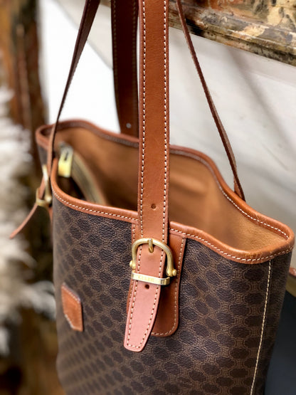 CELINE Macadam Blason embossed Bucket bag Totebag Brown Vintage Old h3ucjs