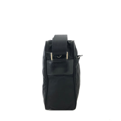 PRADA Triangle Logo Nylon Crossbody Shoulder bag Black Vintage is5rrn