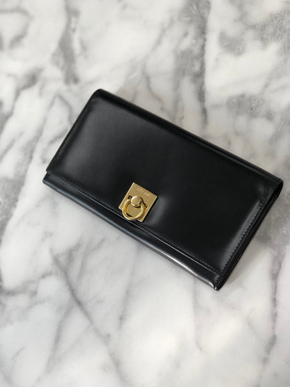 CELINE Gancini Leather Clasp Wallet Black pis8u7