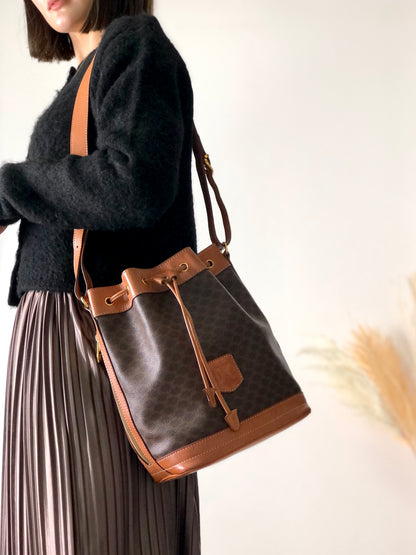 CELINE Macadam Blason Drawstring  Shoulder bag Brown Vintage vi7byb