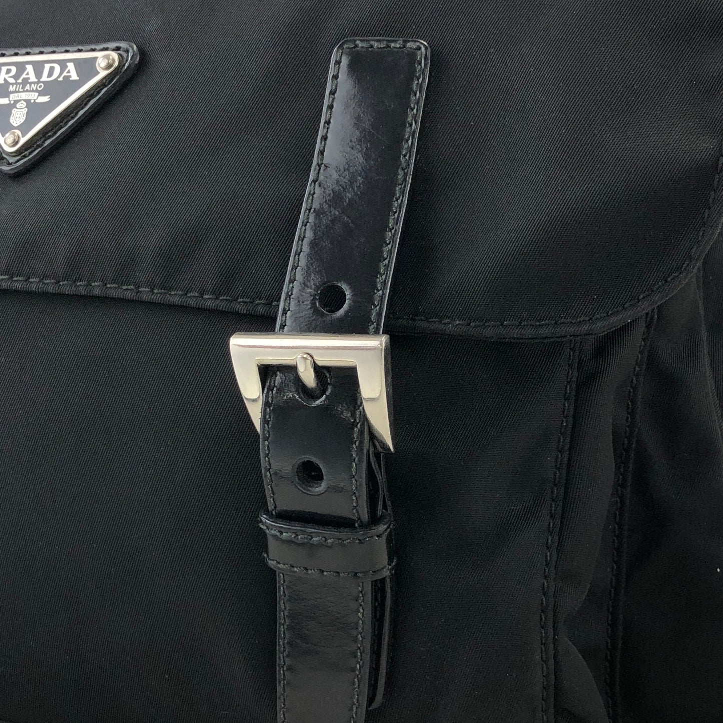 PRADA Triangle Logo Logo Motif Nylon Shoulder bag Black Vintage drwpjp