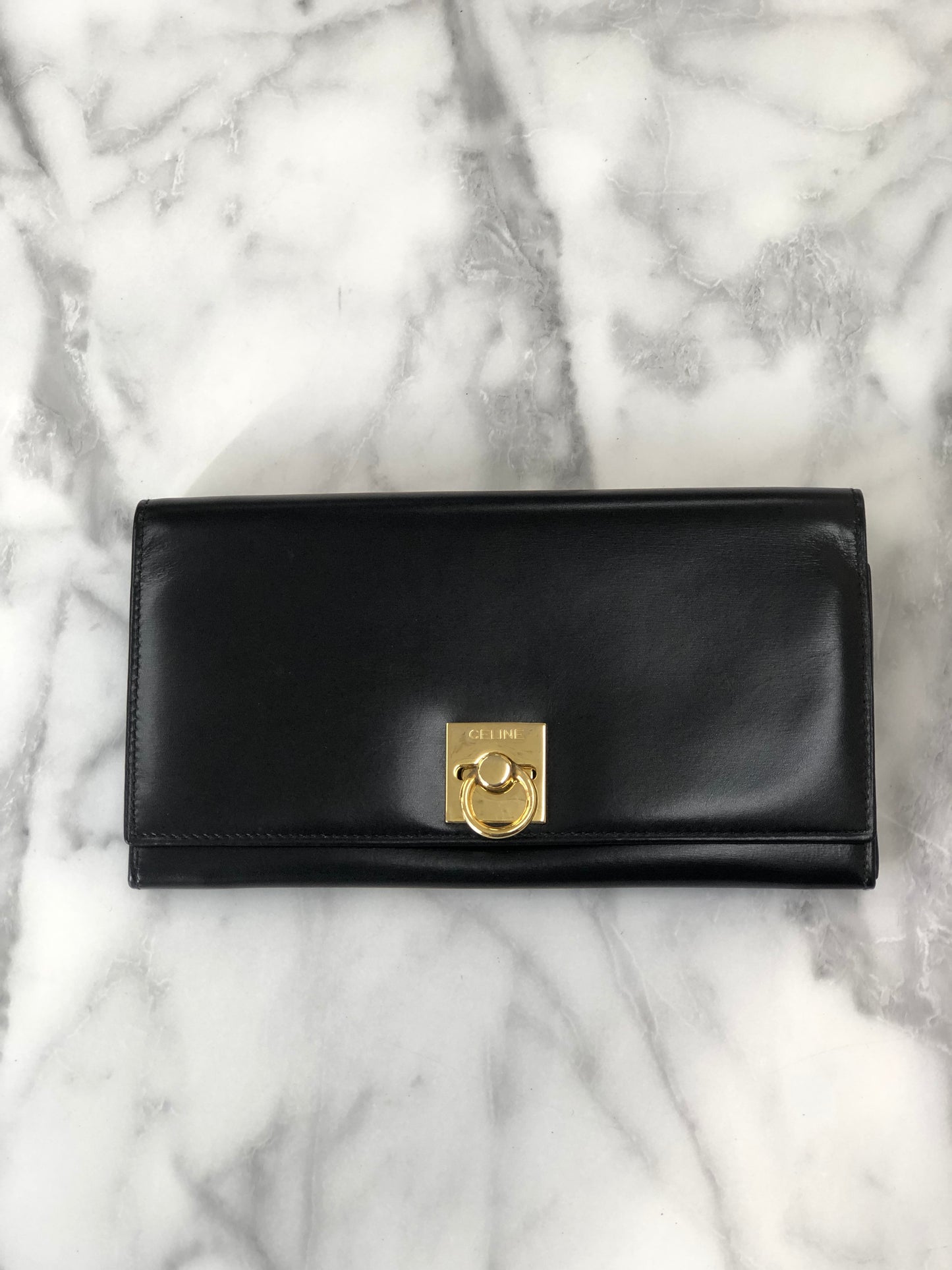 CELINE Gancini Leather Clasp Wallet Black pis8u7