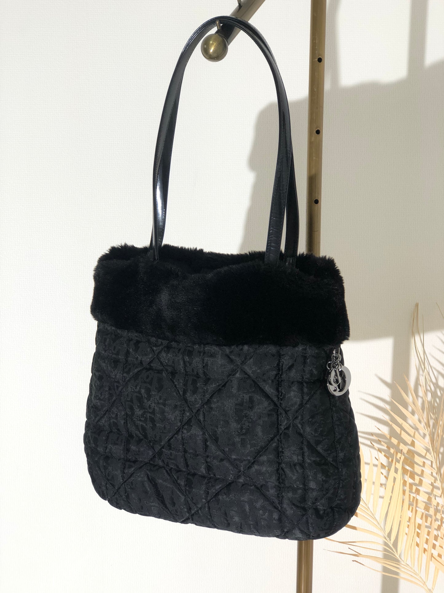 Christian Dior Cannage Fur Nylon Totebag Black Vintage vnnayw