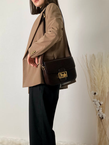 CELINE 馬車皮革斜背包 棕色 復古 rpj55e 