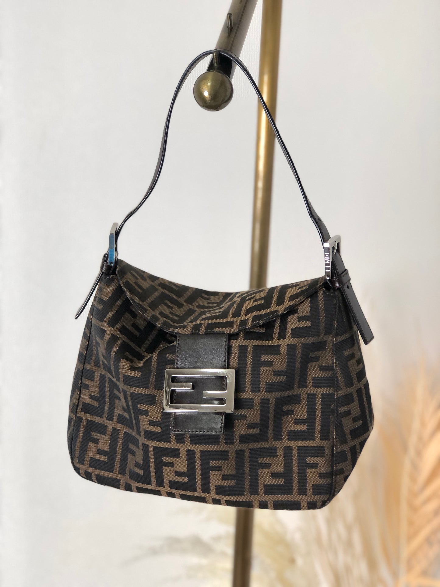 FENDI Zucca Jacquard Leather Shoulder bag Hobobag Brown Vintage a23v5e