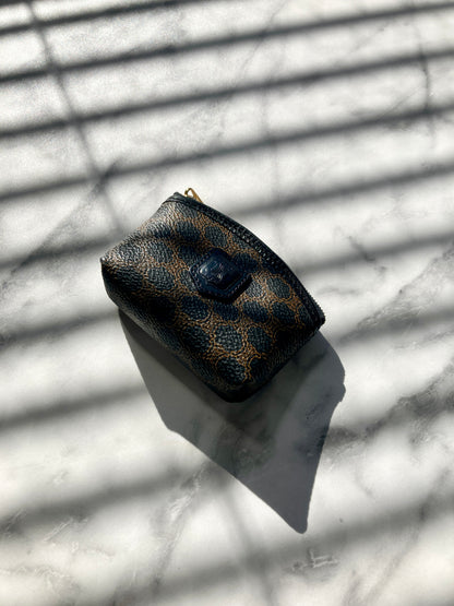 CELINE Macadam Blason 零皮夾黑色復古 bkk5ba 