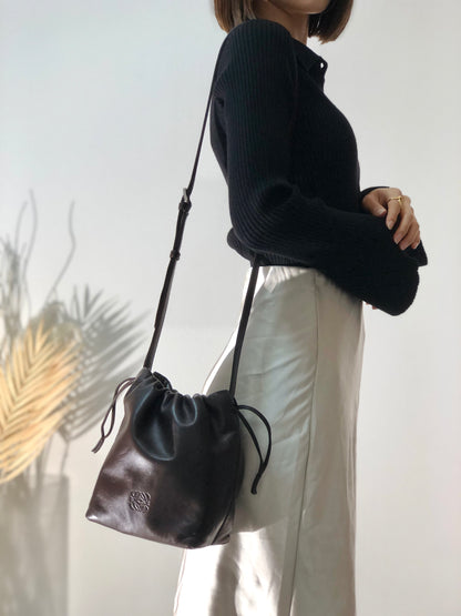 LOEWE Anagram Leather Drawstring Shoulder bag Brown Vintage zam3zr