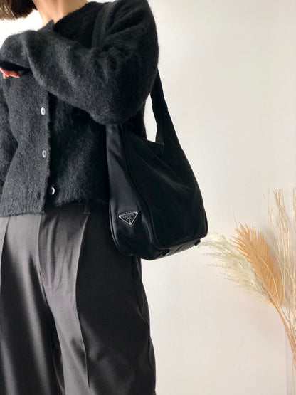 PRADA Triangle Logo Nylon Shoulder bag Black Vintage y46xvz