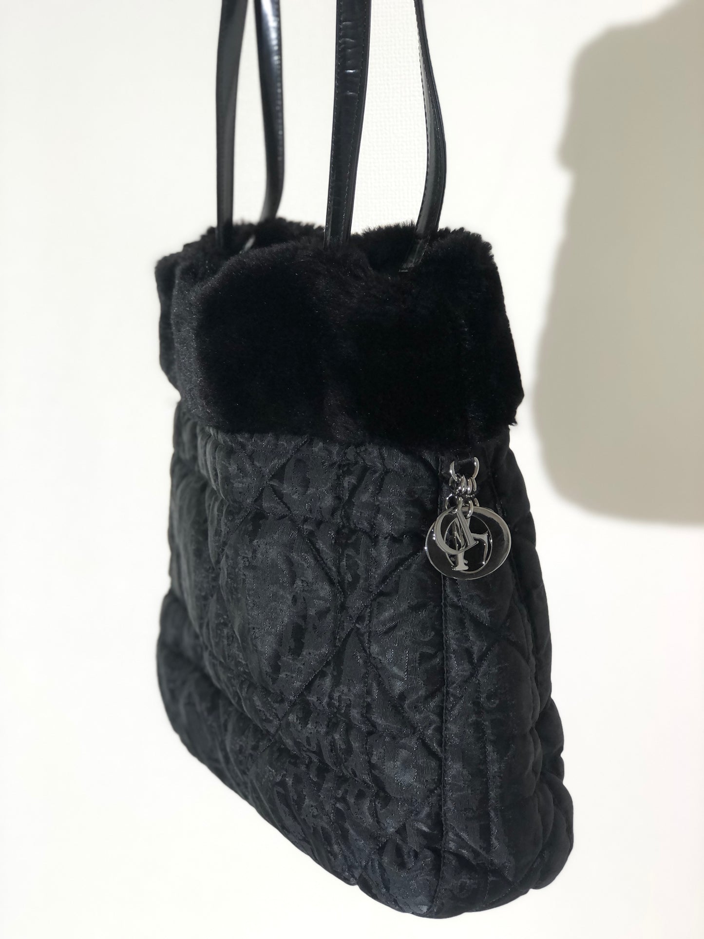 Christian Dior Cannage Fur Nylon Totebag Black Vintage vnnayw