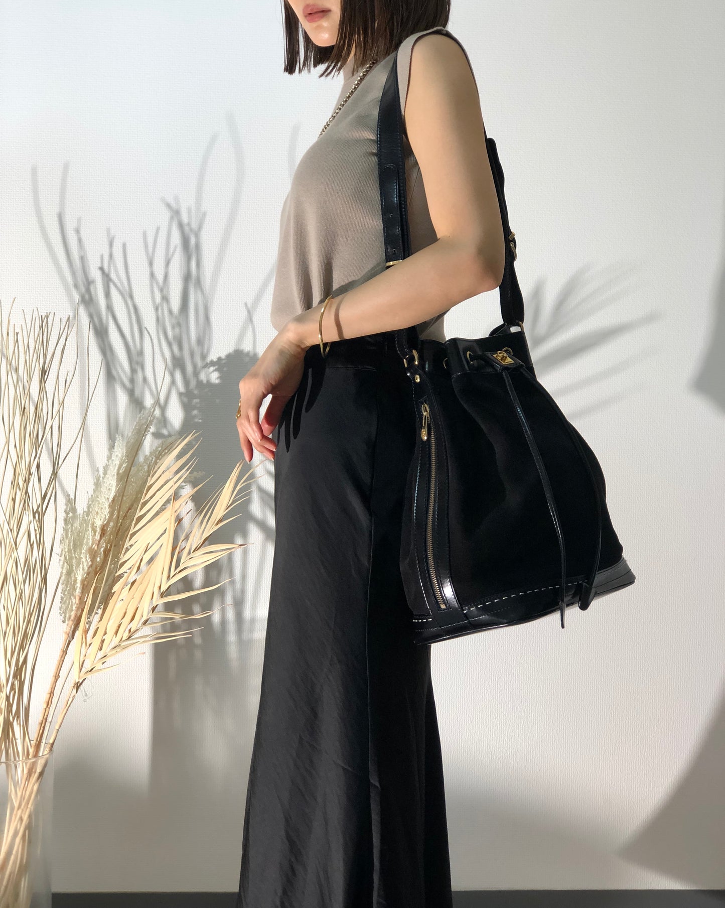 CELINE Gancini  Suede Leather Drawstring Shoulder bag Black Vintage swuscx