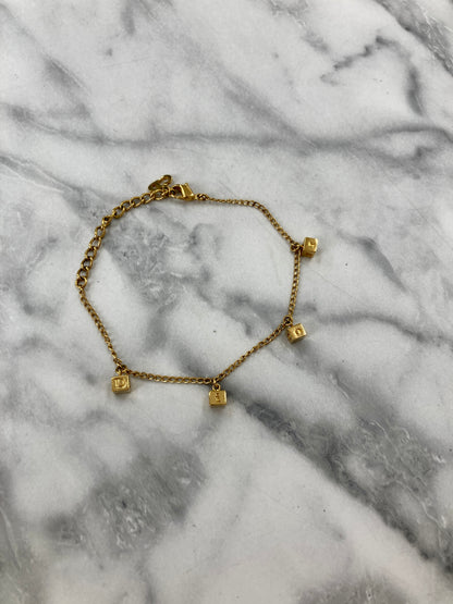 Christian Dior CD Logo Bracelet Gold Vintage 5fgxjr