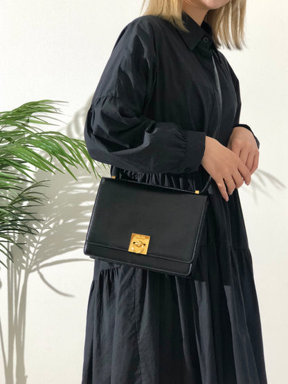 CELINE Gancini  Leather Crossbody Shoulder bag Black Vintage fiypr7