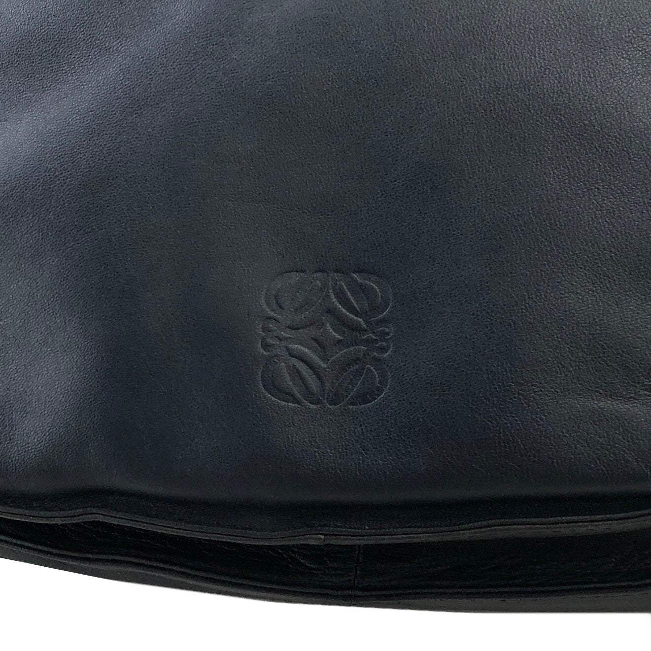 LOEWE Anagram Leather Drawstring Shoulder bag Navy Vintage sdi4rd