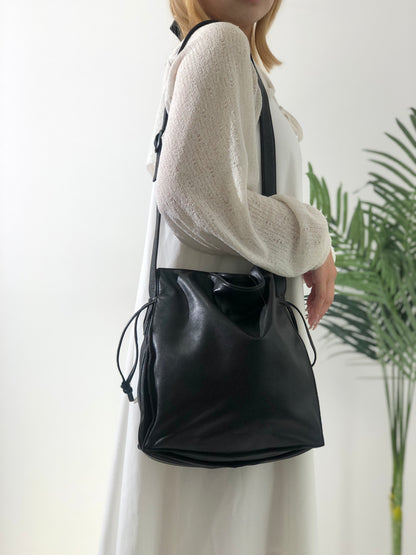 LOEWE Anagram Logo Leather Drawstring Crossbody Shoulder bag Black Vintage x8dwz4