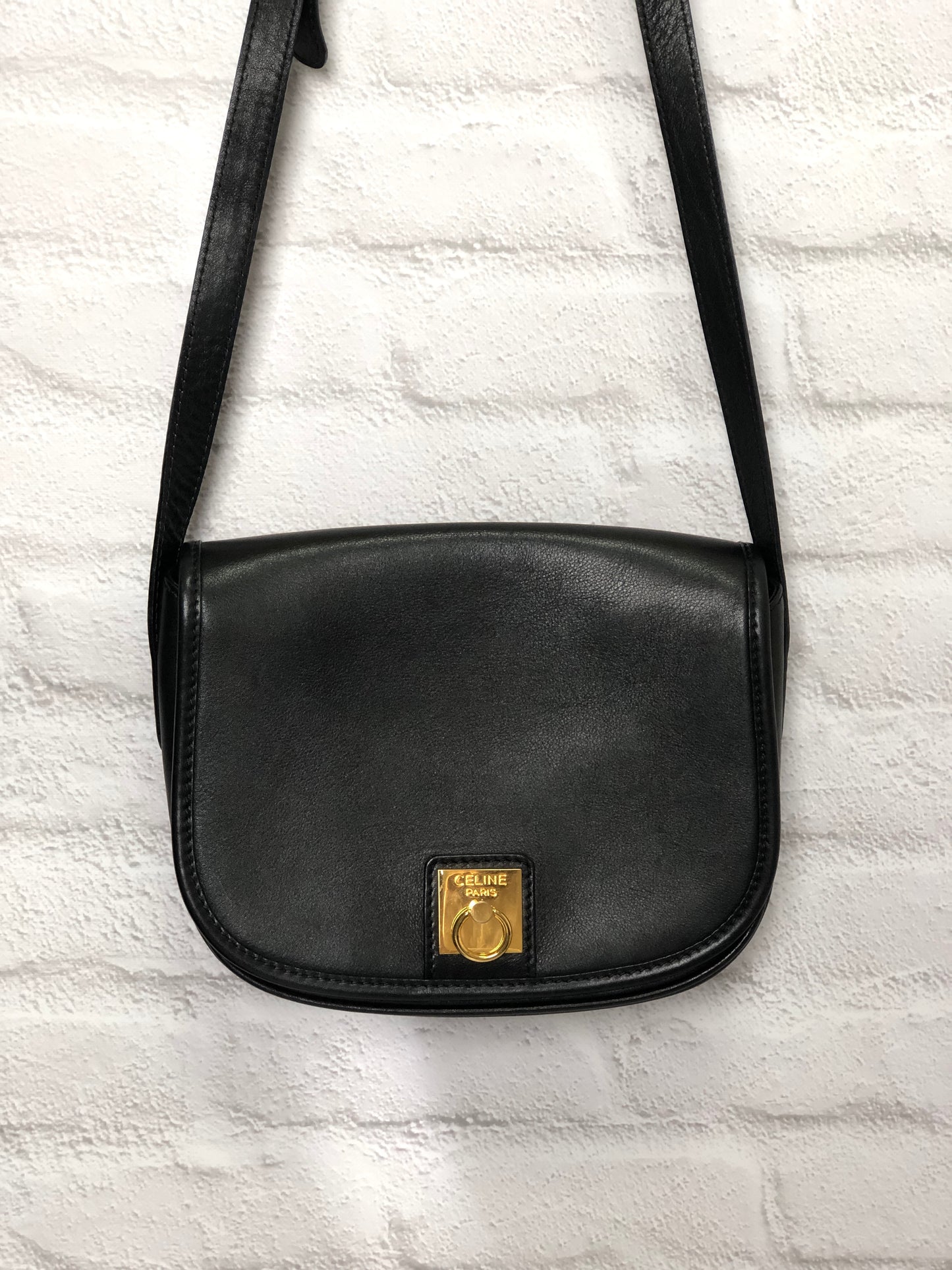 CELINE Gancini Flap Leather Shoulder bag Round bag Black Vintage btrkh7