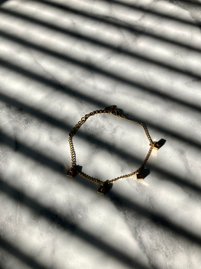 Christian Dior CD Logo Bracelet Gold Vintage 5fgxjr