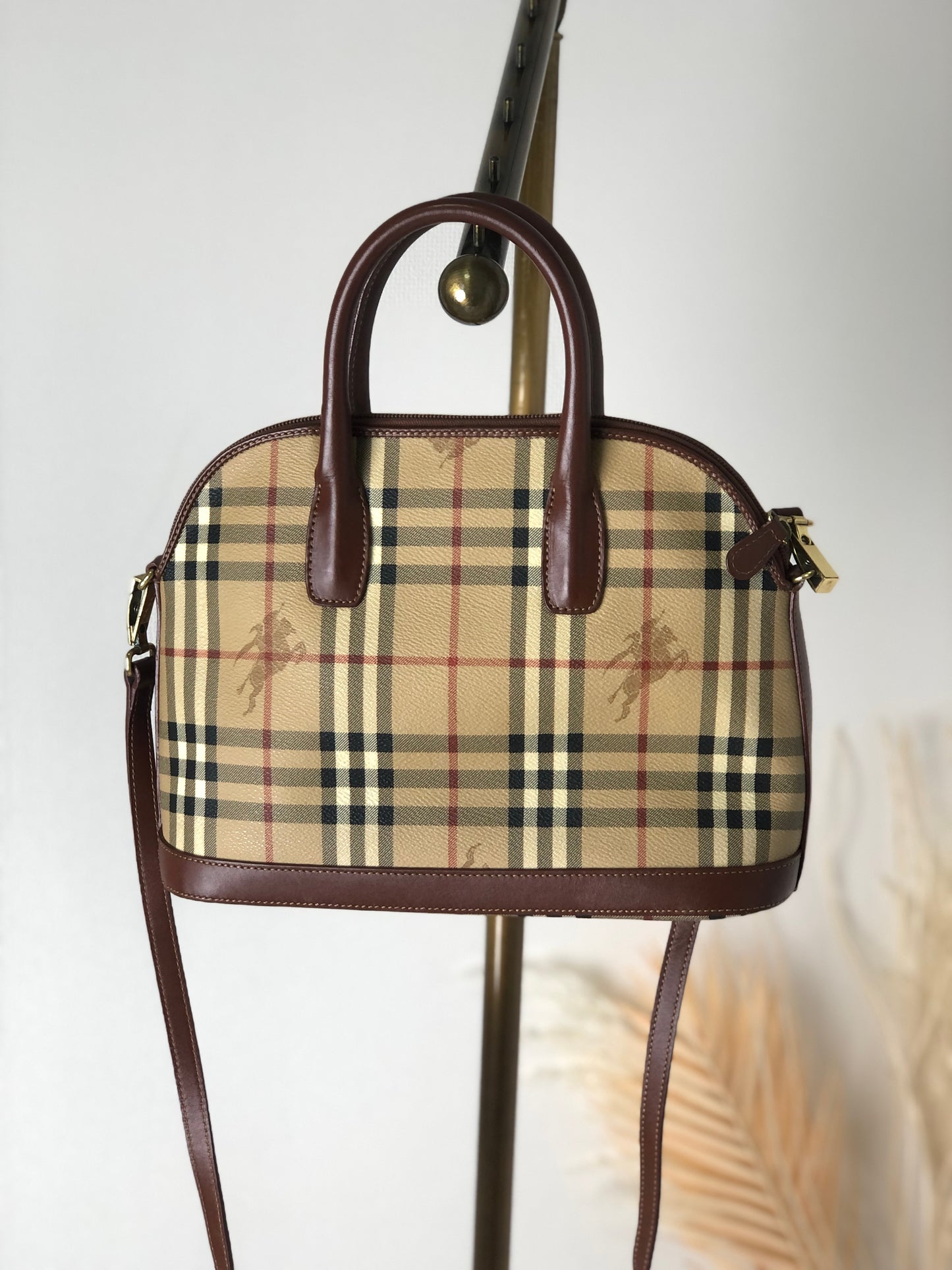 BURBERRY Classic Check PVC Leather Two-way Handbag Shoulder bag Beige Vintage n6y8kp