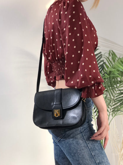 CELINE Gancini 皮革斜背包 黑色 復古 fjfw32 