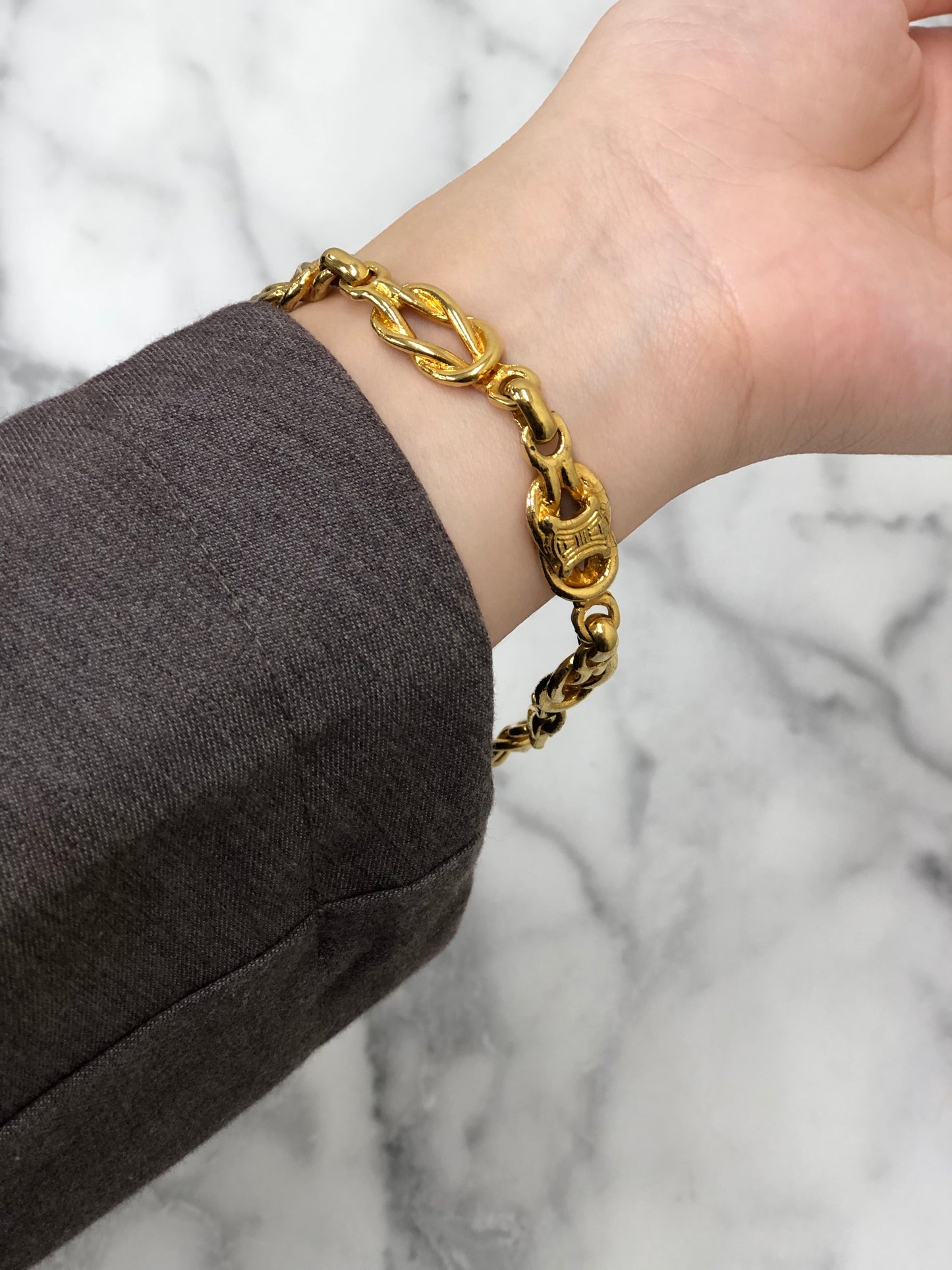 CELINE Triomphe Blason Logo Motif Bracelet Gold Vintage ka2wpr